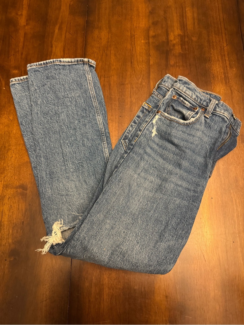Abercrombie & Fitch Men's Straight-Leg Blue Denim Jeans